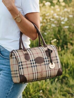 Burberry Boston Bag!